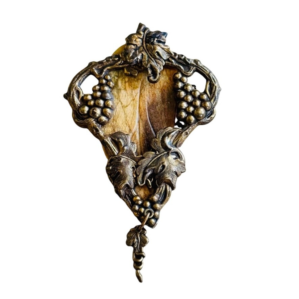 VTG Jan Michaels SF Victorian Style Grape Brooch Pin Pendant Brass Statement